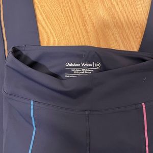 Outdoor voices frostknit 7/8 leggings in dark sky